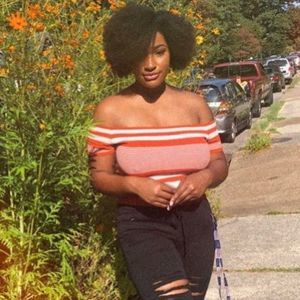 Meet your Posher, Corine